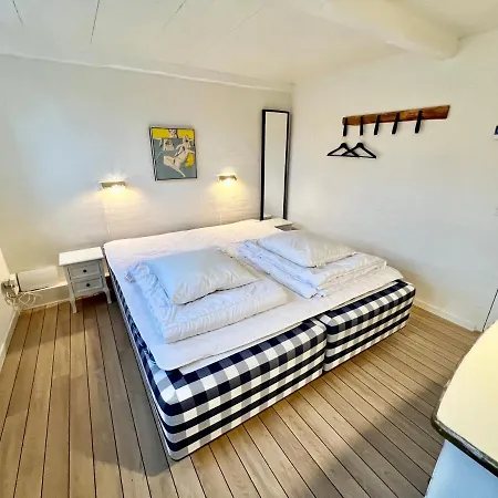 Laekkert I Hjertet Af Marstal