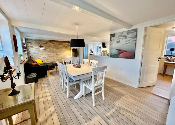 Holiday home Laekkert I Hjertet Af *