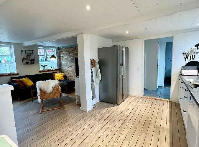 Laekkert I Hjertet Af Marstal